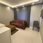 Big Peace Suites & Hotel